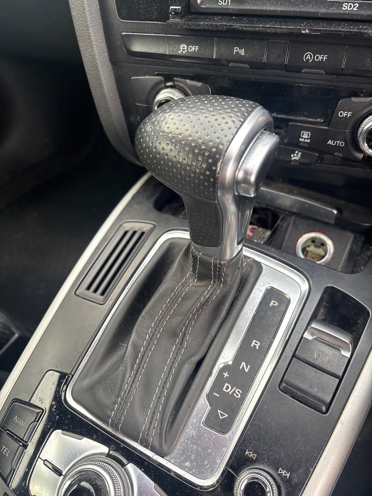 [EPE-123472] Selector de cambio automático Audi A4 2012