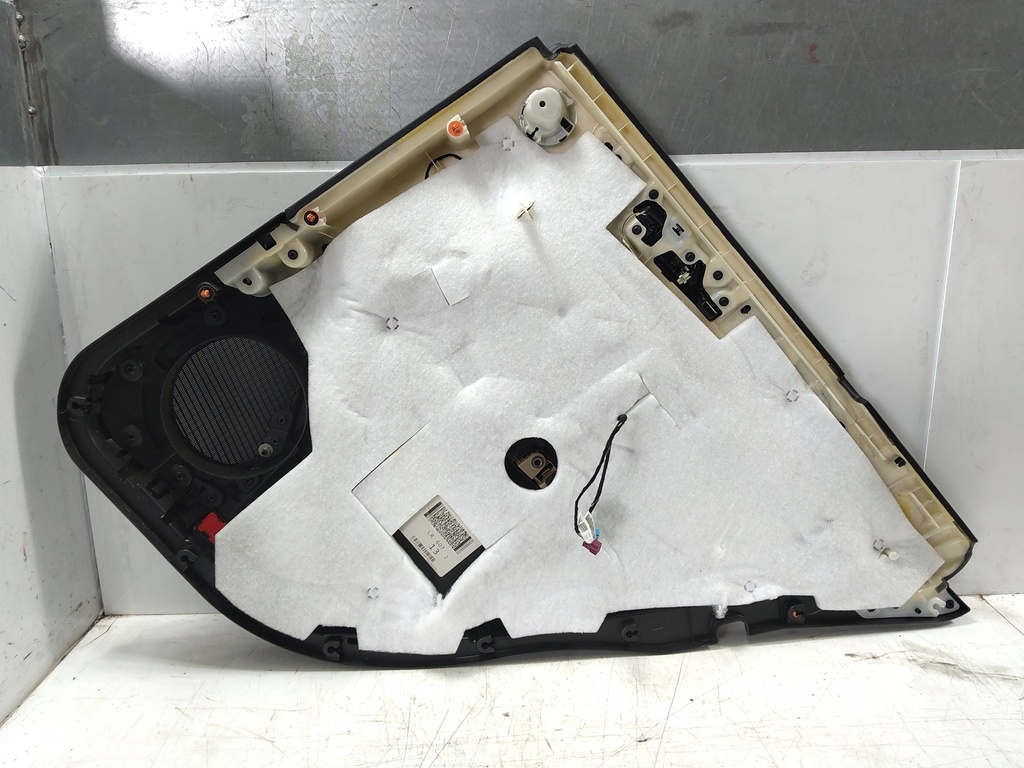 [MTD-535297] Revestimiento de puerta Mercedes-Benz Clase M (W166)