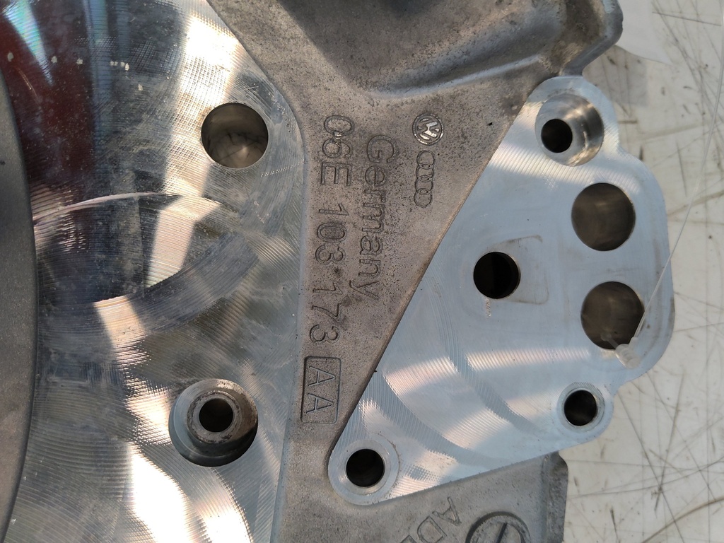 [MTD-535699] Tapa de motor Audi A4 3.2 FSI