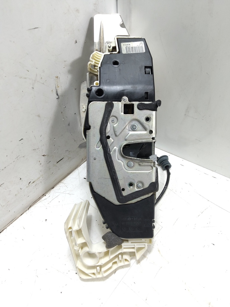 [MTD-535259] Cerradura de puerta Mercedes Clase S W221