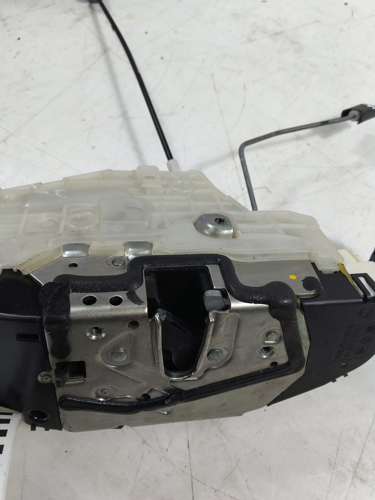 [MTD-535655] Cerradura de puerta Mercedes Clase S W221