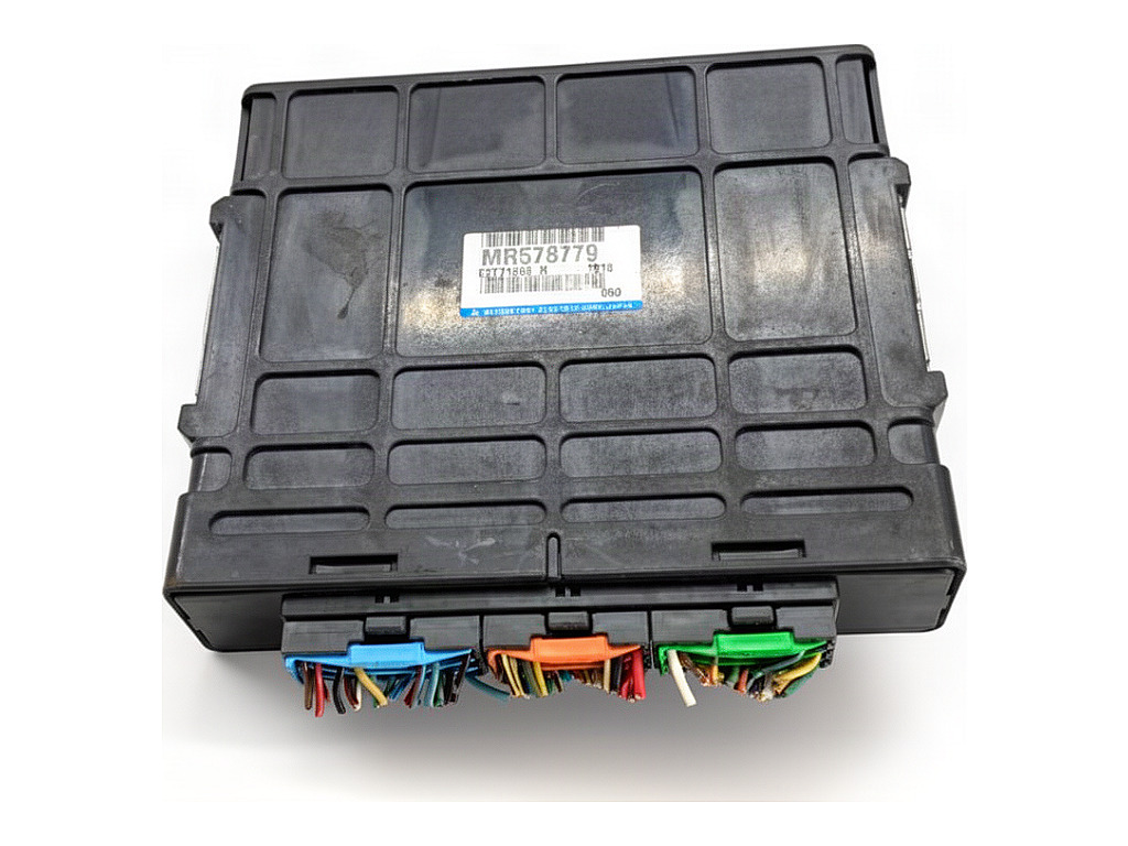 [STARK-940664] Centralita de motor Mitsubishi Pajero Pinin