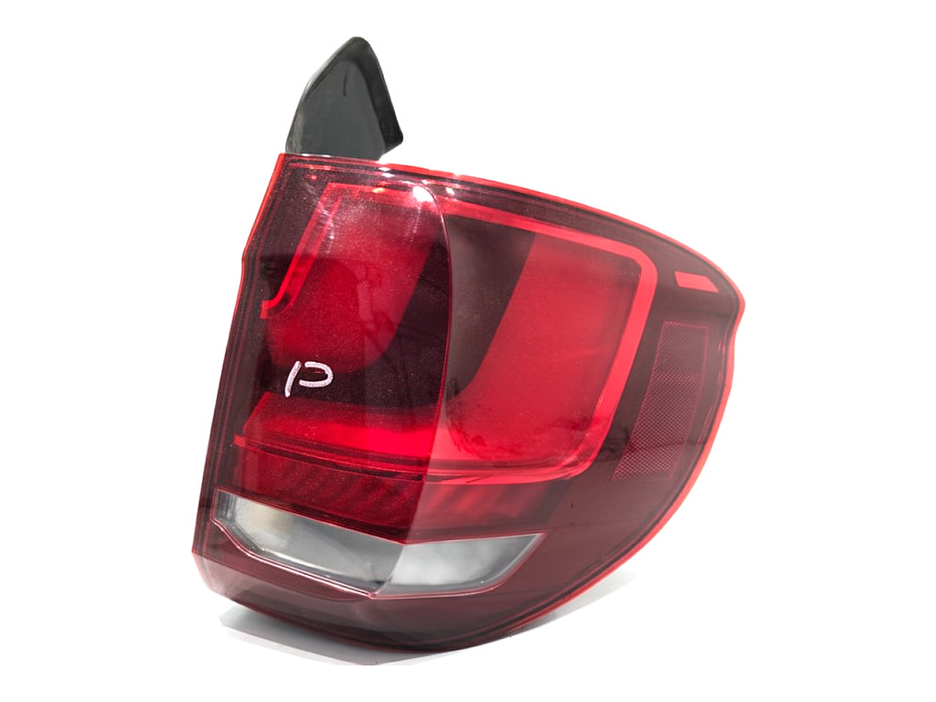 [STARK-927877] Piloto trasero derecho BMW X5 F15