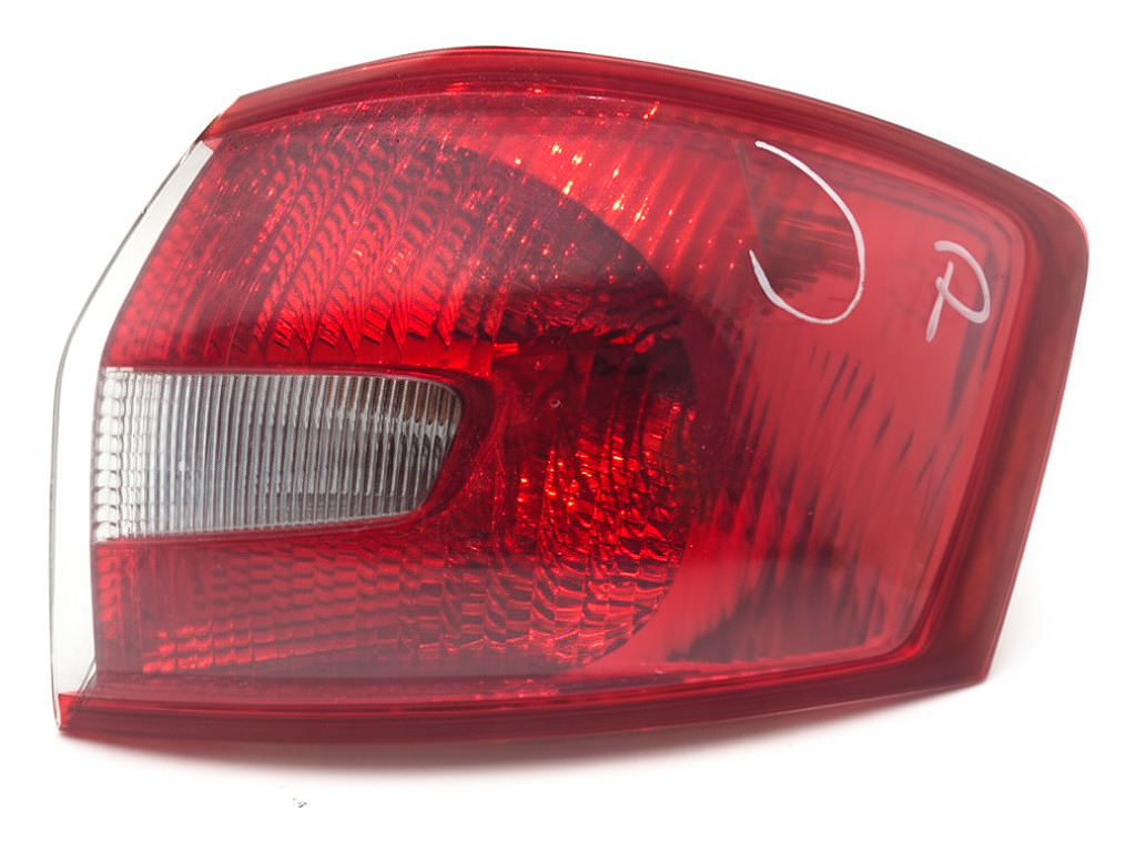 [STARK-923302] Piloto trasero derecho Ford Kuga I