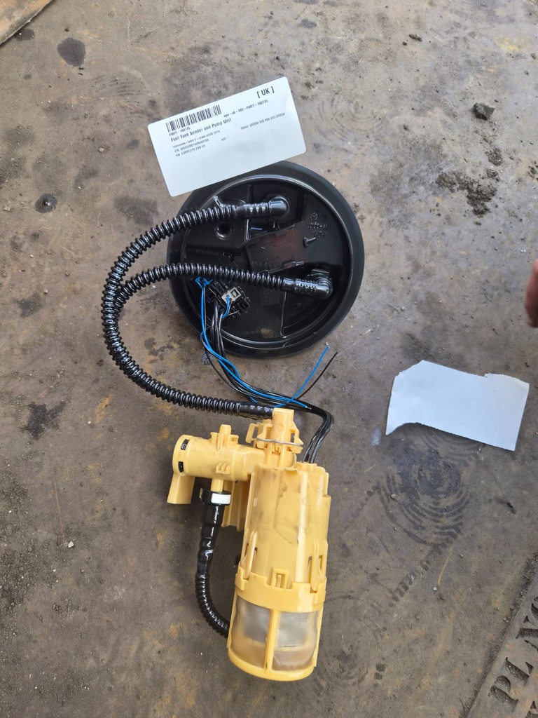[EPE-104354] Conjunto bomba y aforador de combustible Mercedes-Benz Clase E W213