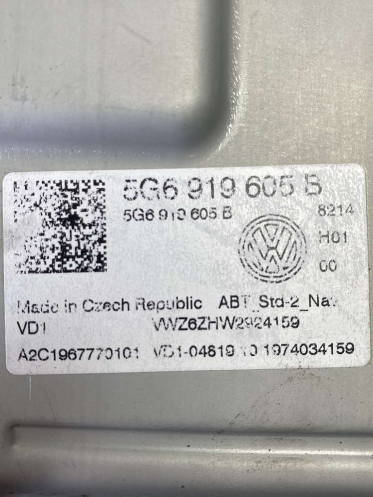 [EPE-100829] Pantalla de visualización multifunción VW Golf VII