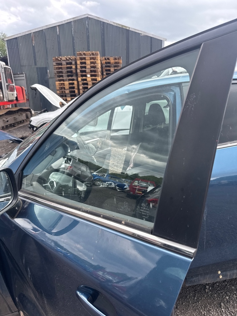 [EPE-109216] Cristal puerta delantera izquierda Mazda CX-5 KF