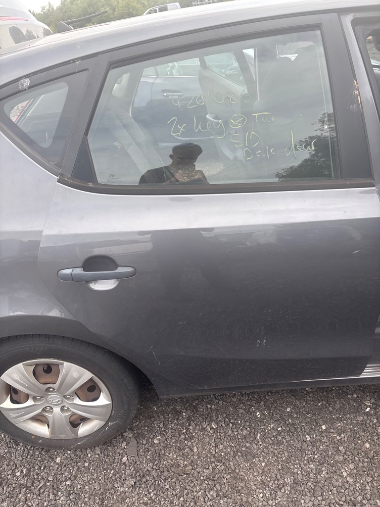 [EPE-112311] Puerta trasera derecha Hyundai i30