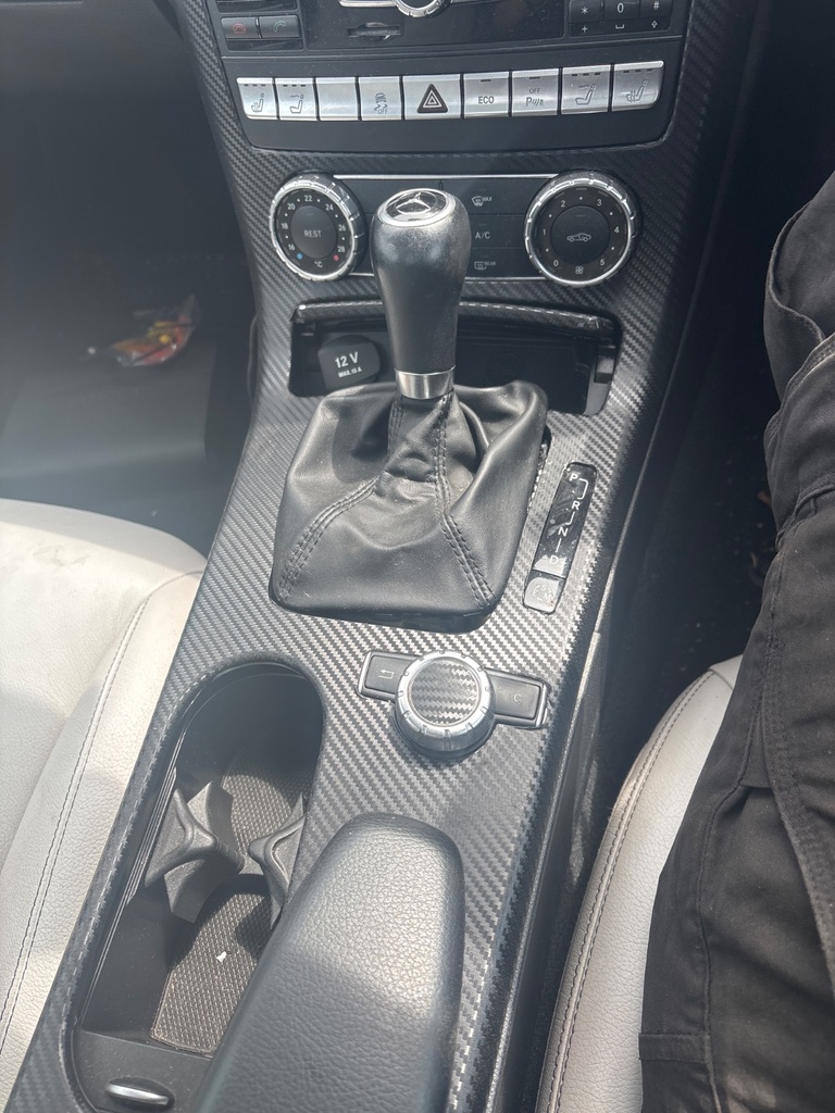 [EPE-112481] Consola central Mercedes-Benz SLK