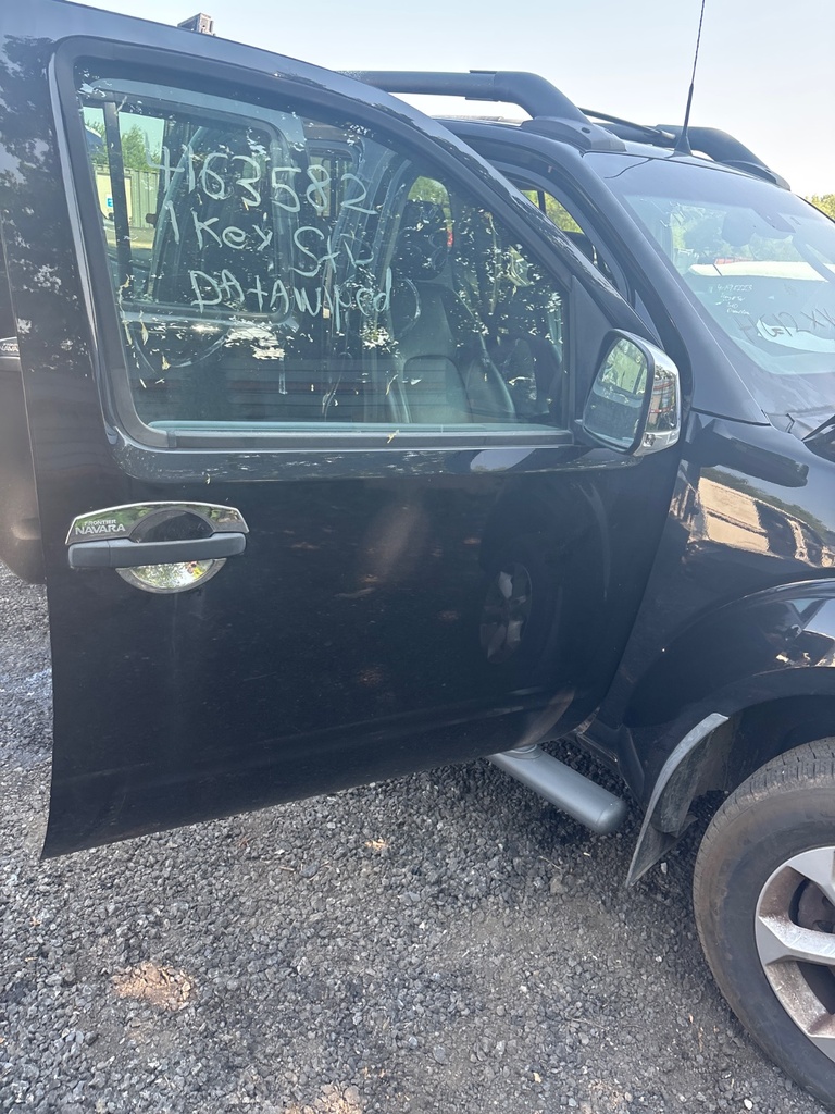 [EPE-112936] Puerta delantera derecha Nissan Navara NP300 2012