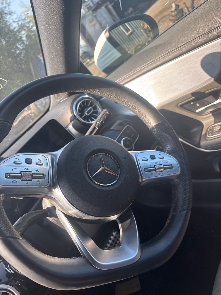 [EPE-113248] Volante de dirección Mercedes CLA