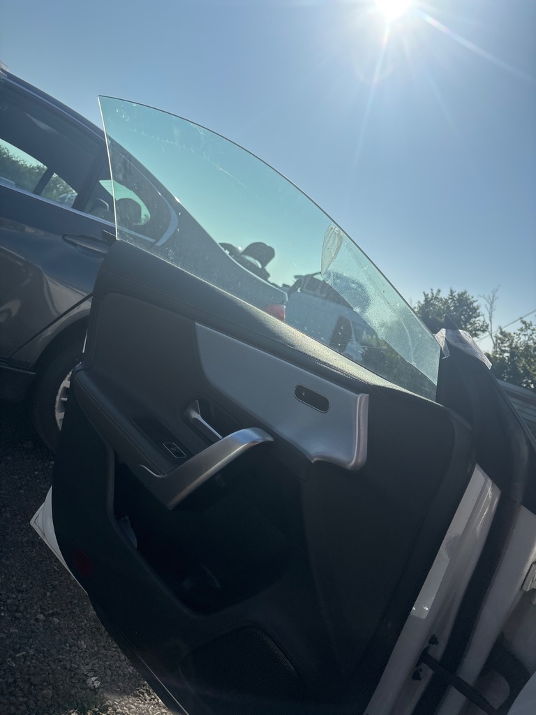[EPE-113270] Cristal de puerta delantera izquierda Mercedes CLA