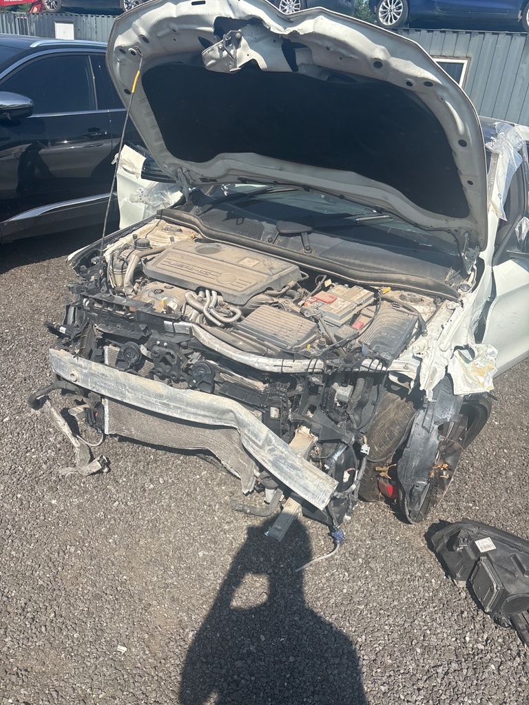 [EPE-113563] Palier delantero izquierdo Mercedes-Benz CLA 45 AMG