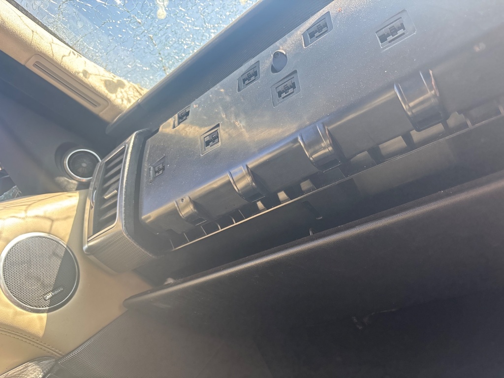 [EPE-114763] Guantera Land Rover Range Rover Sport