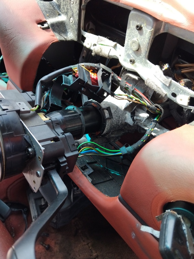 [EPE-115170] Columna de dirección Porsche 911