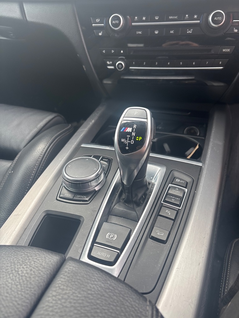 [EPE-115626] Consola central BMW X5 F15 2017