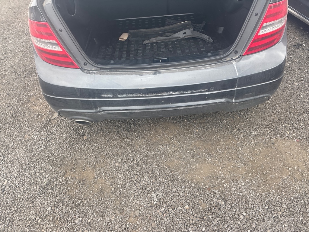 [EPE-116299] Paragolpes trasero Mercedes-Benz C-Class
