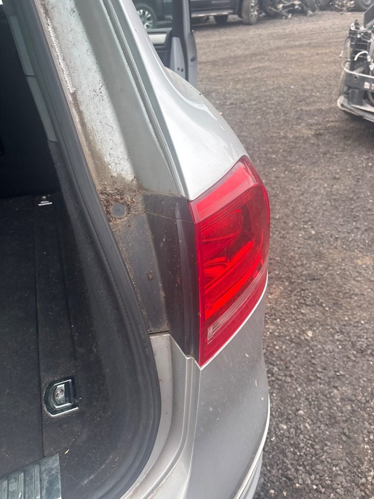 [EPE-117360] Piloto trasero derecho VW Touareg 7P5