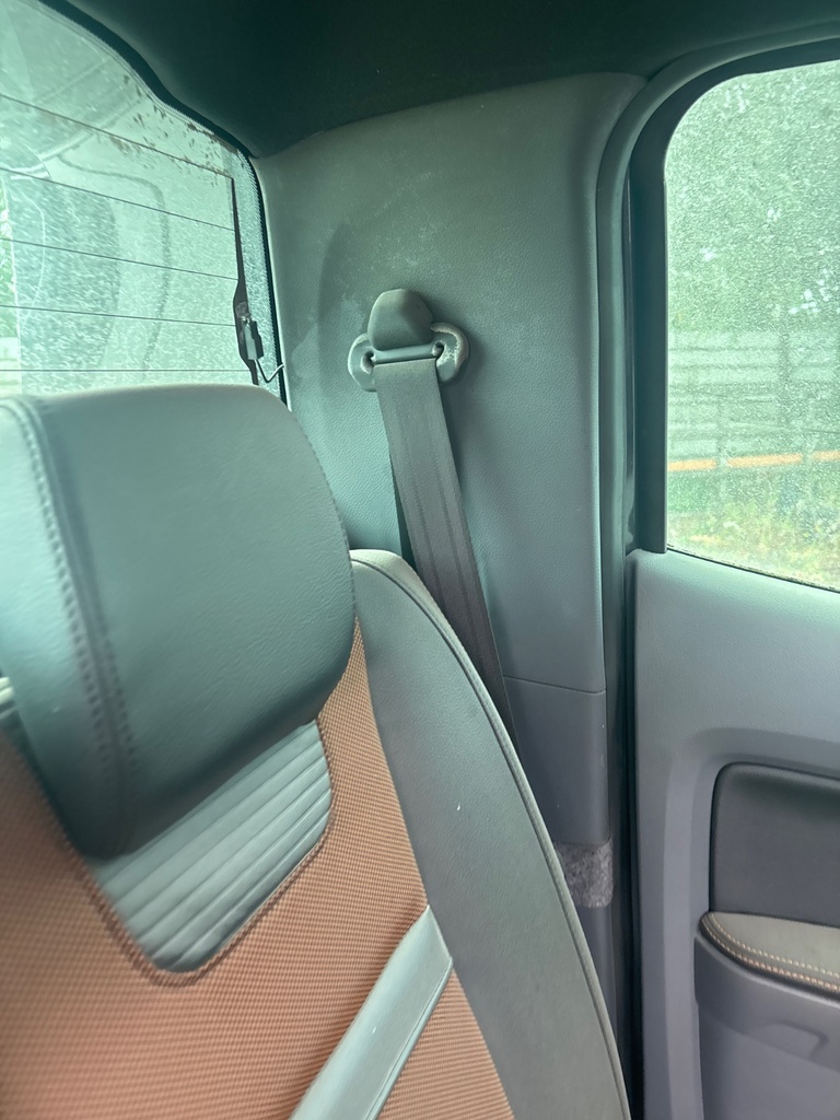[EPE-117903] Pretensor de cinturón trasero izquierdo Ford Ranger