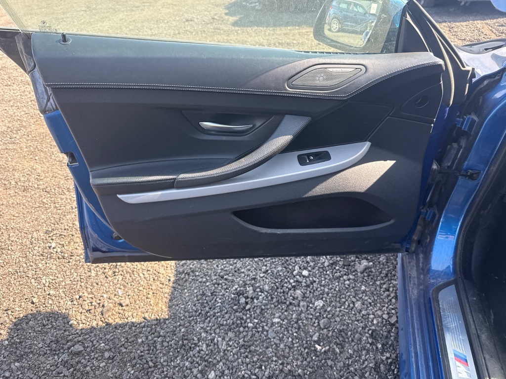 [EPE-118574] Panel interior de puerta delantera izquierda BMW Serie 6