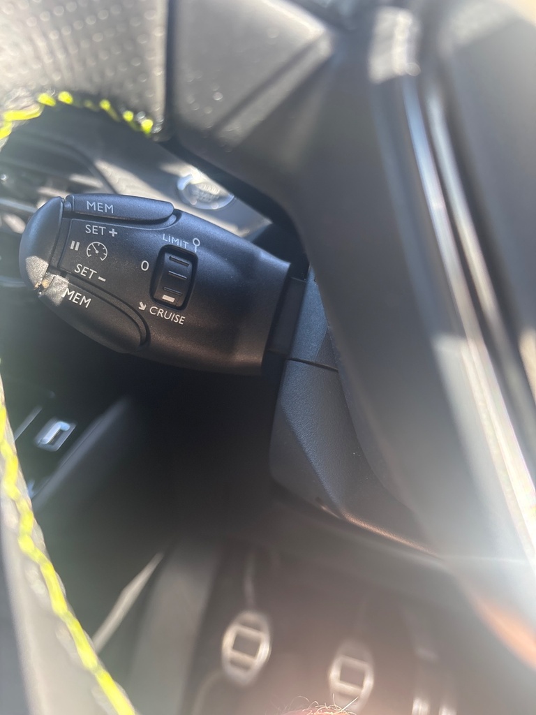 [EPE-118659] Conmutadores de columna de dirección Peugeot 208 II