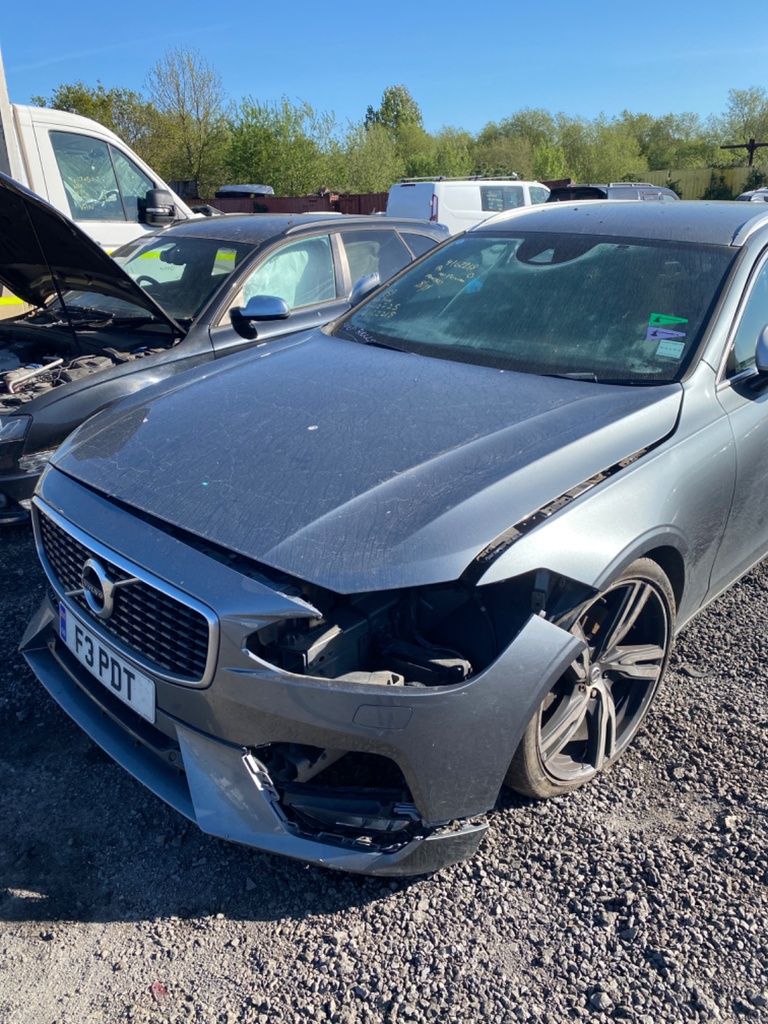 [EPE-102016] Motor de limpiaparabrisas delantero Volvo V90 II