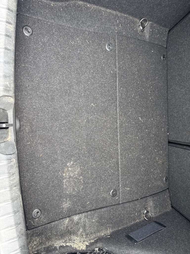 [EPE-103619] Tablero de cubierta de rueda de repuesto BMW Serie 1 (F20/F21)
