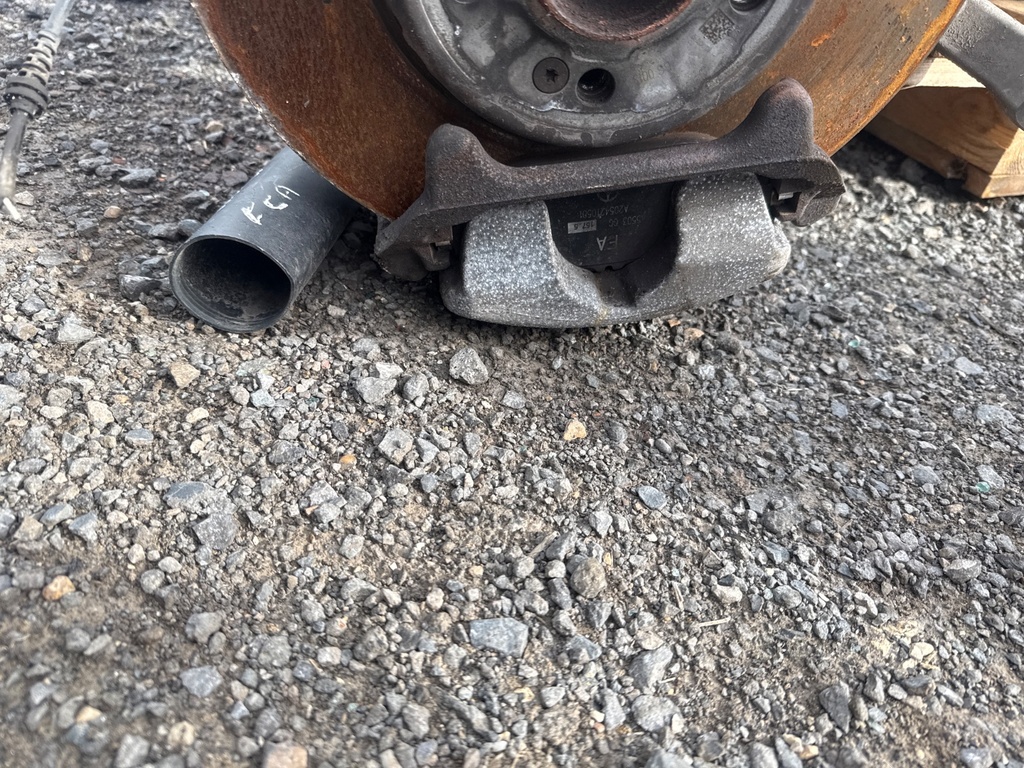 [EPE-104132] Soporte de pinza de freno delantero izquierdo Mercedes-Benz Clase E W213