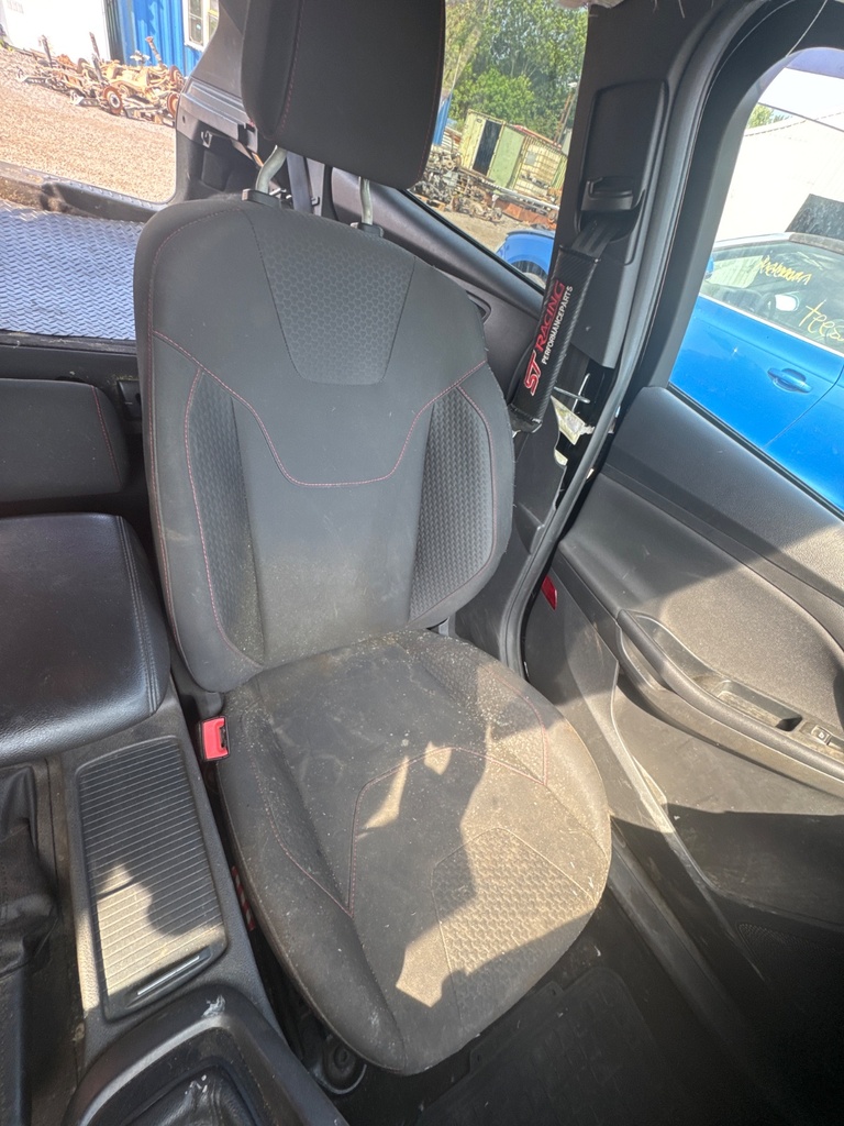 [EPE-105281] Asiento delantero izquierdo Ford Focus