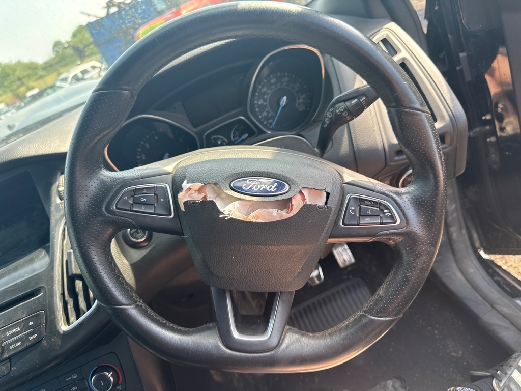 [EPE-105283] Volante de dirección Ford Focus