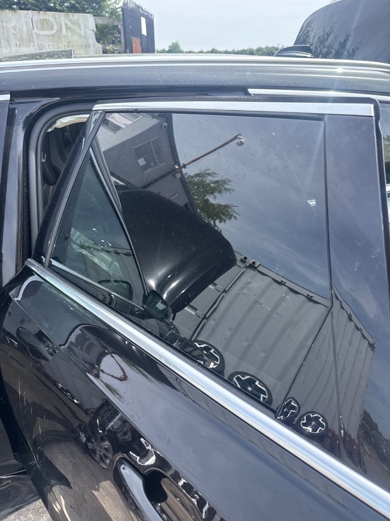 [EPE-106031] Cristal de puerta trasero izquierdo Volvo V90 2017