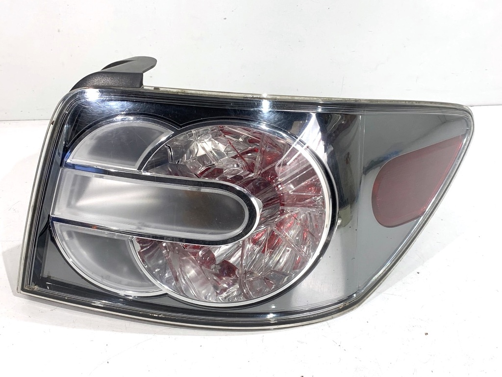 [STARK-815016] Piloto trasero derecho MAZDA CX-7 (ER) 2006-2014