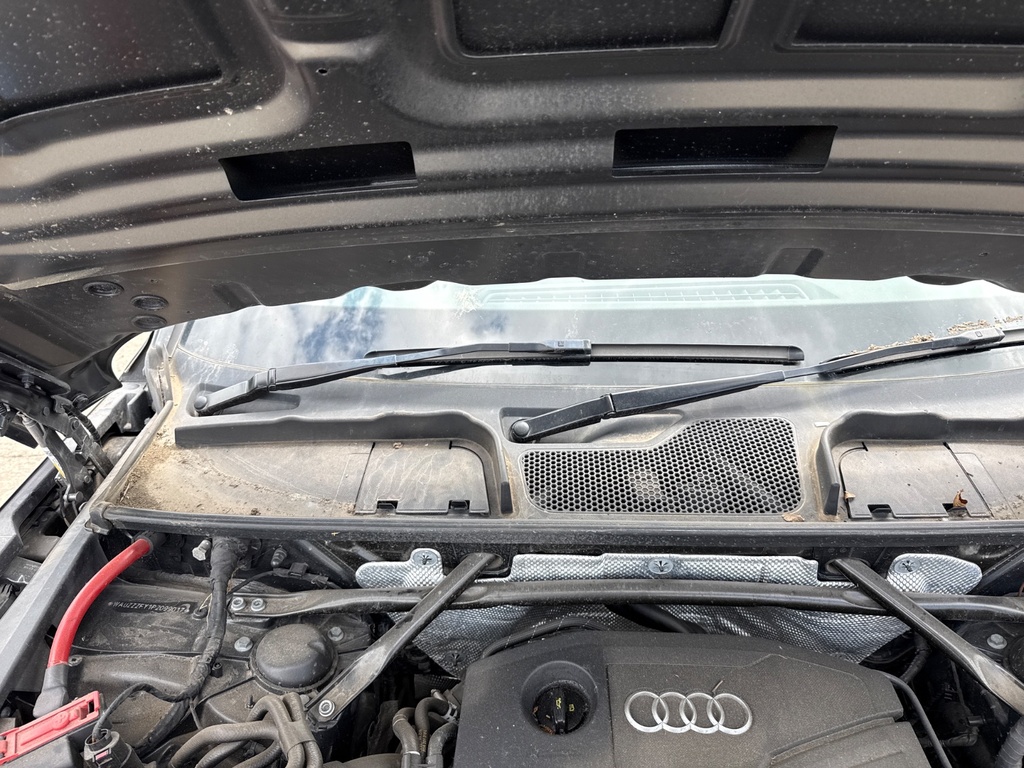 [EPE-107377] Motor de limpiaparabrisas delantero Audi Q5 2023