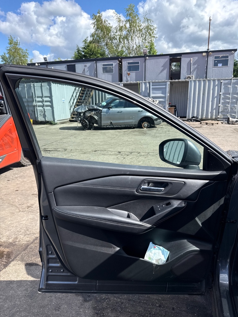 [EPE-107617] Panel de guarnición interior puerta delantera izquierda Nissan Qashqai MK3 J12
