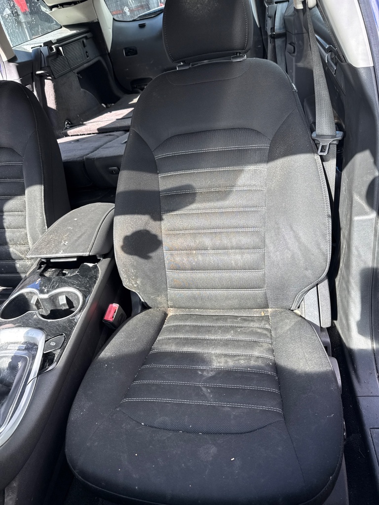 [EPE-108052] Asiento delantero izquierdo Ford Mondeo