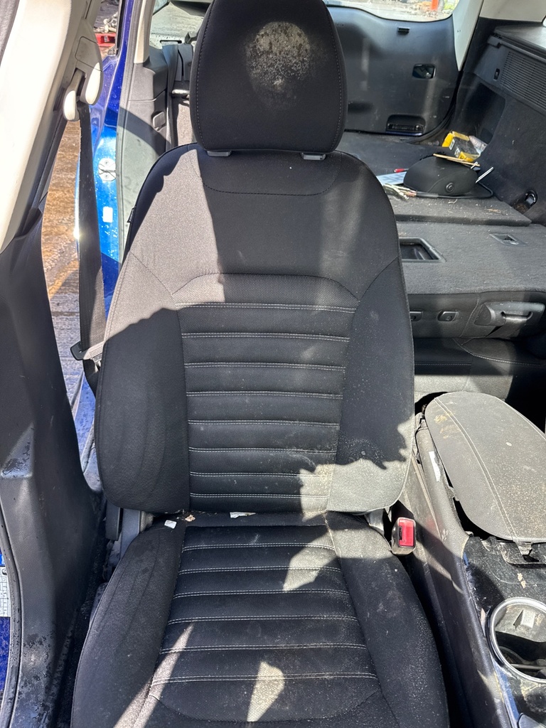 [EPE-108053] Asiento delantero derecho Ford Mondeo