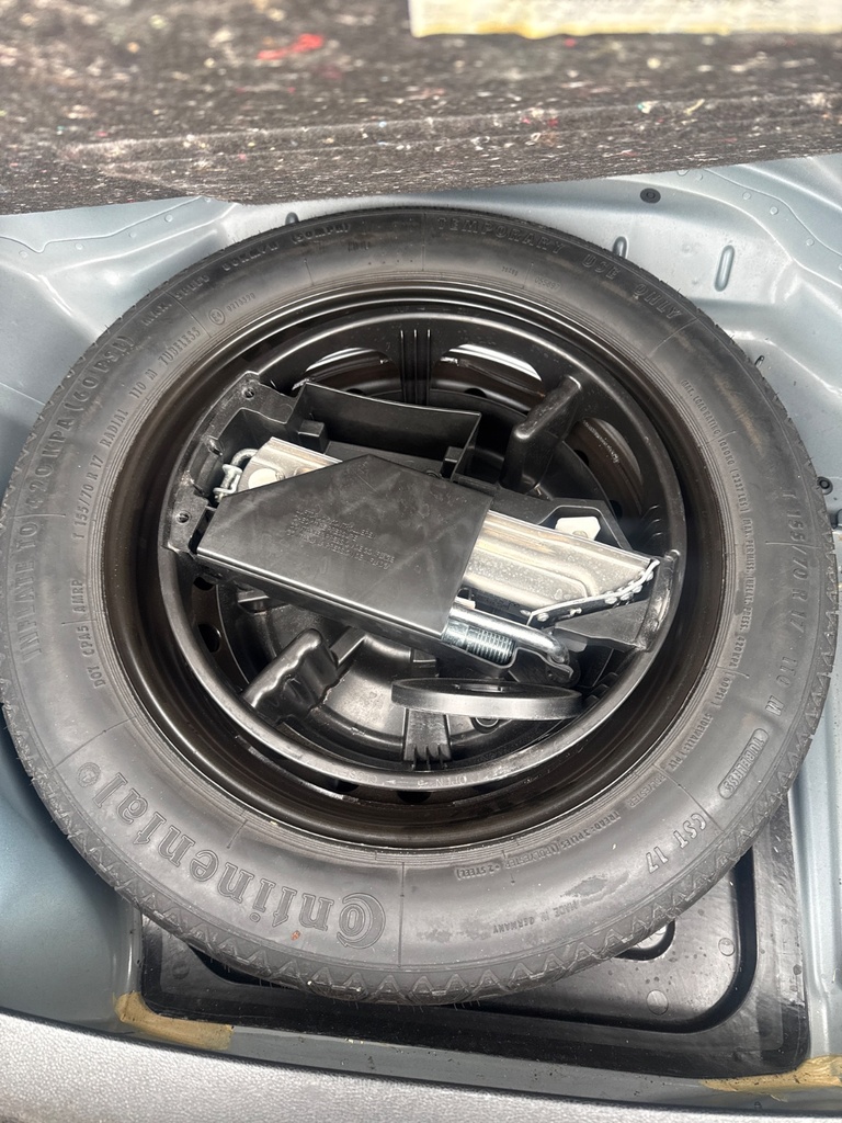 [EPE-108566] Kit rueda de repuesto Mercedes-Benz Clase E W212 E350 CDI