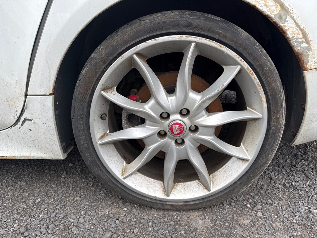 [EPE-109076] Llanta de aleación Jaguar XF 2014