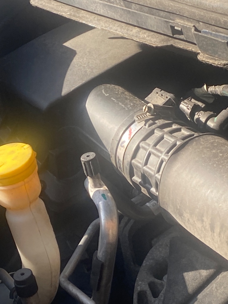 [EPE-110881] Caja de filtro de aire Renault Trafic III