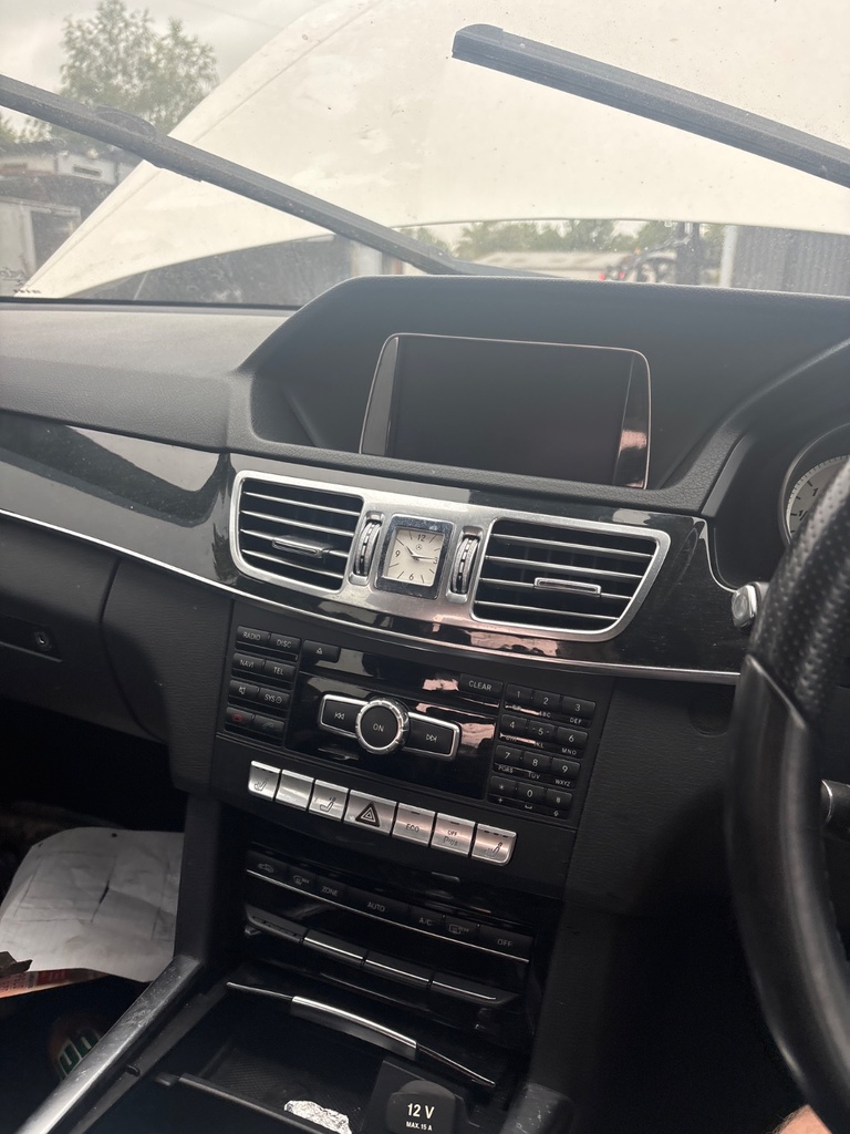 [EPE-115795] Salida de aire calefacción salpicadero Mercedes-Benz E-Class 2013