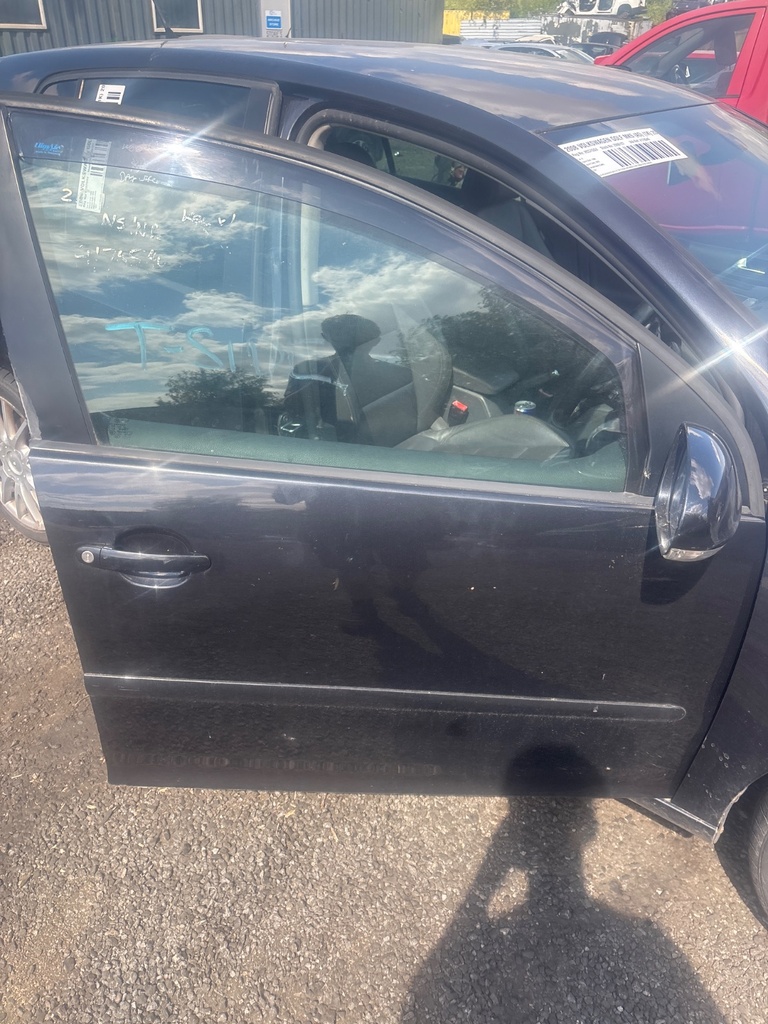 [EPE-118057] Puerta delantera derecha VW Golf