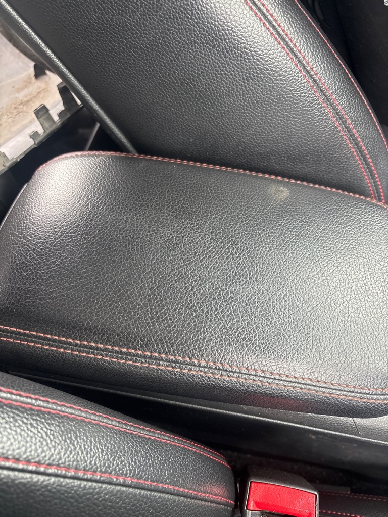 [EPE-122177] Reposabrazos de consola central Mercedes-Benz CLA 220 CDI