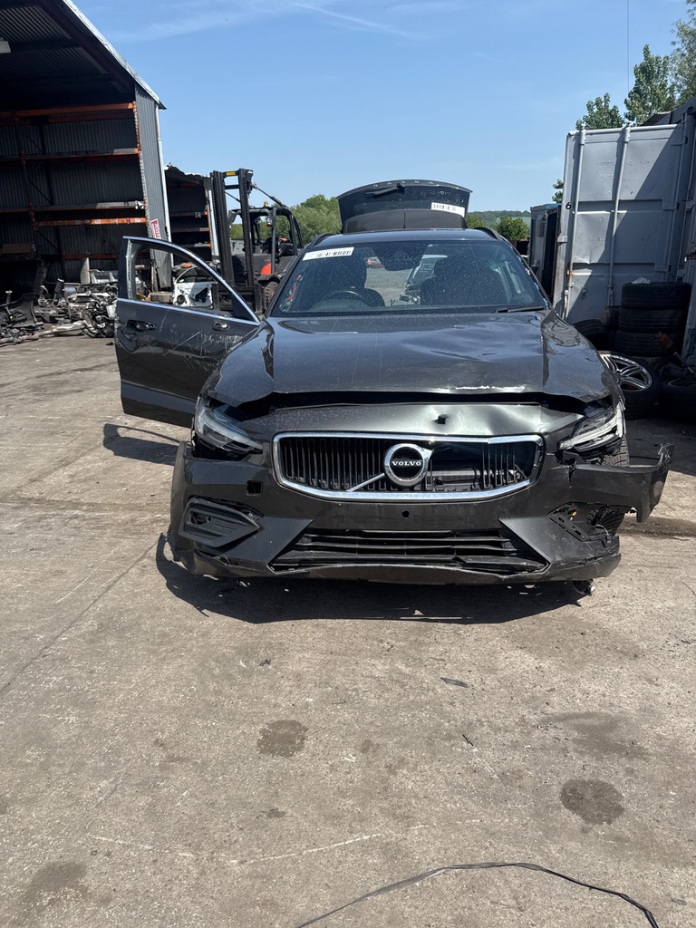 [EPE-105606] Motor de limpiaparabrisas delantero Volvo V60