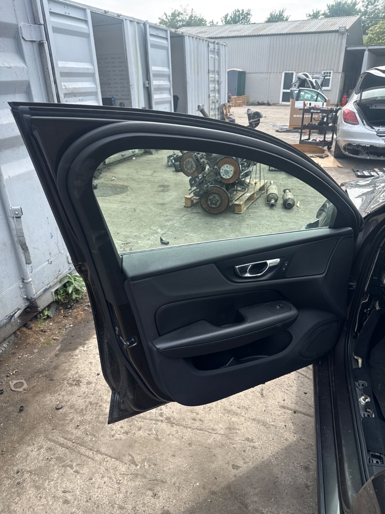 [EPE-105718] Arnés puerta delantera izquierda Volvo V60