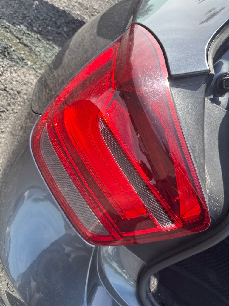 [EPE-105911] Piloto trasero izquierdo BMW Serie 1