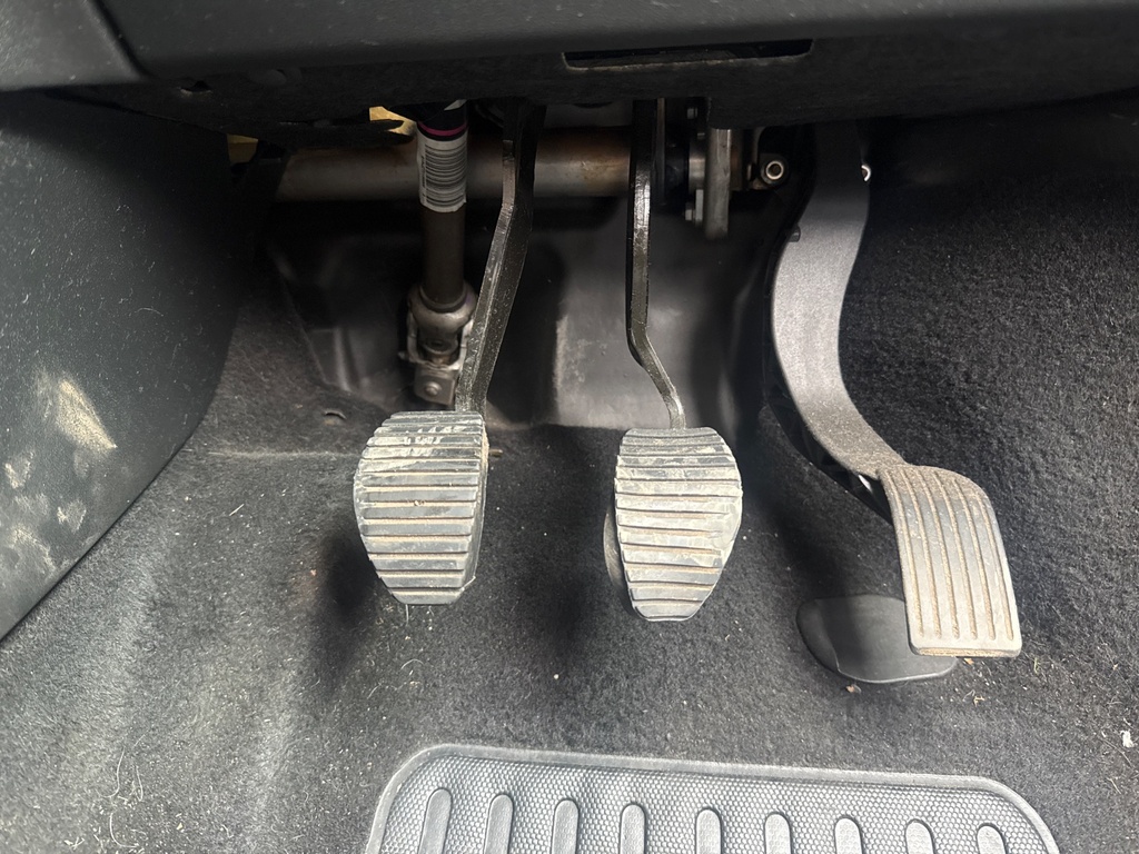 [EPE-107255] Conjunto de pedales Peugeot 208 CA 1.2