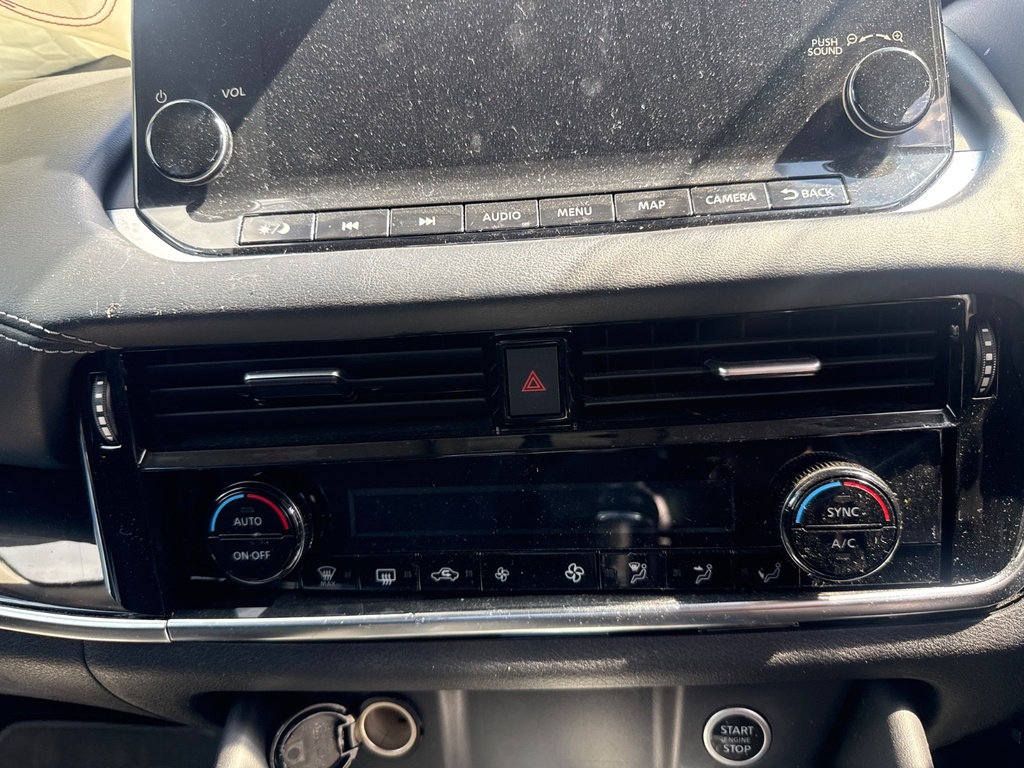 [EPE-107572] Salida de aire calefacción salpicadero Nissan Qashqai MK3 J12