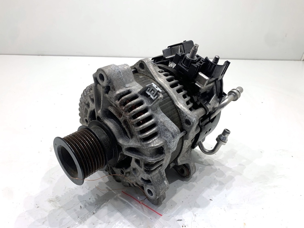 [STARK-903886] Alternador BMW Serie 5 (G30, F90) 2016-2022 140 kW 190 CV Diésel