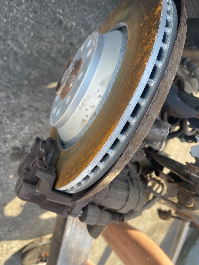 [EPE-108727] Buje de rueda trasero derecho Audi TT 2.0 TTS