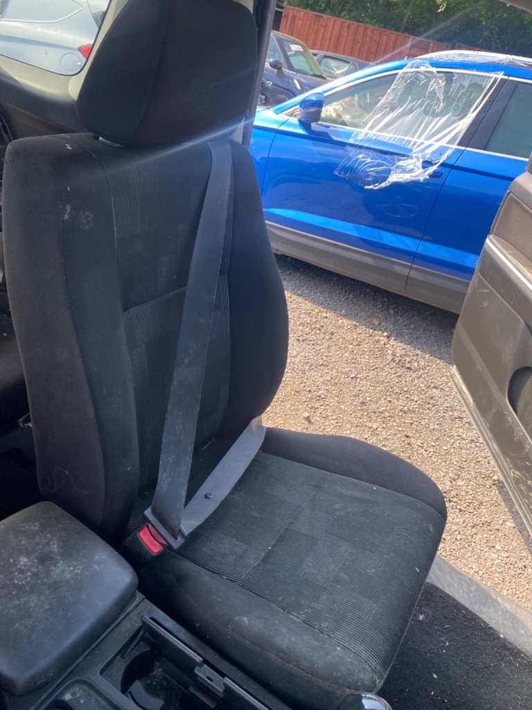 [EPE-109657] Asiento delantero izquierdo Suzuki Vitara 2009